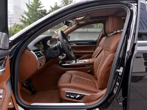 宝马(进口) 宝马7系 2019款 740li xdrive 行政型 m运动套装