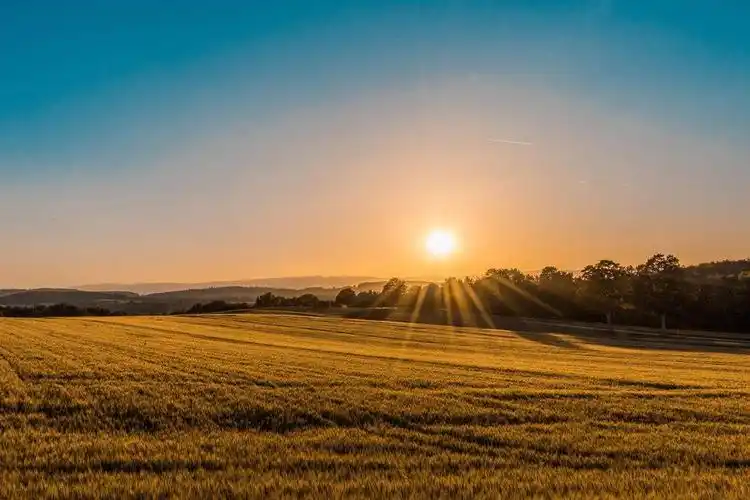 行星卫星太空手绘高清壁纸图片(3840x2160) - 4k其他高清壁纸 - 典雅