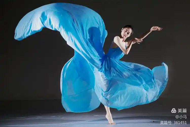 舞姿的瞬间