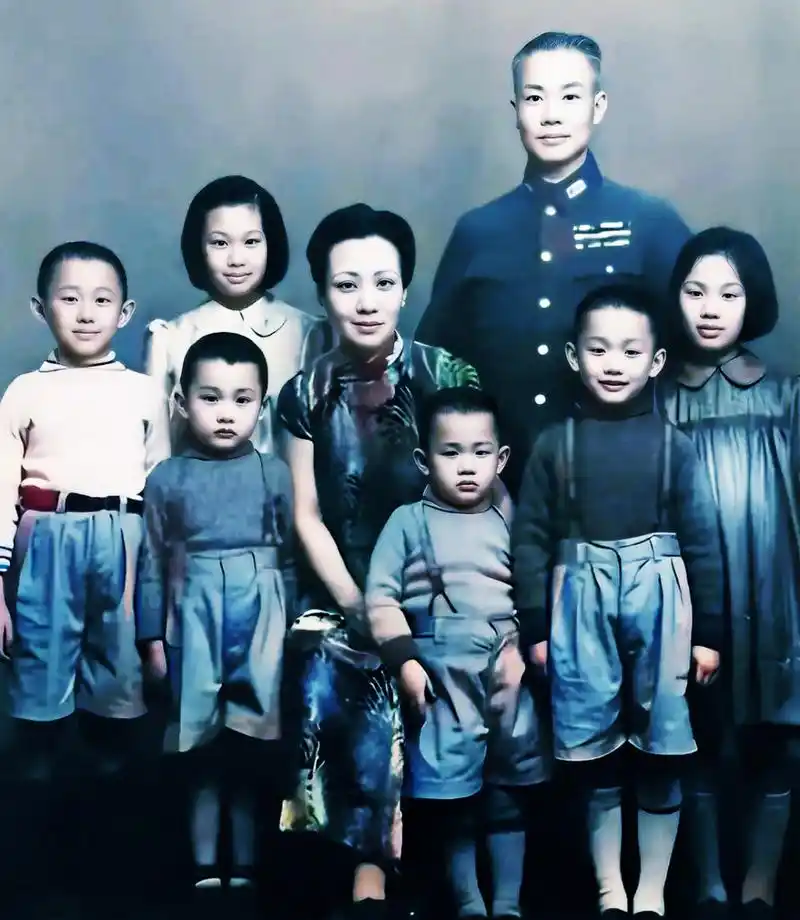 陈诚是老蒋最信任的权势人物之一,也是他的得力助手.