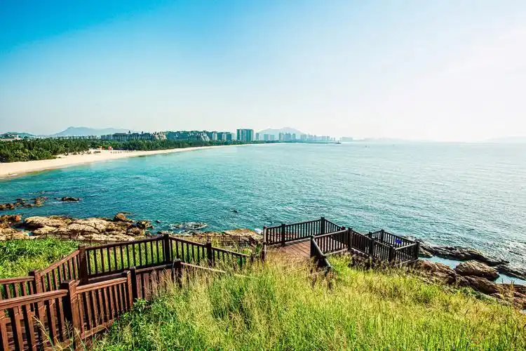 p>海南陵水北纬18°, a target="_blank" href="/item/雅居乐