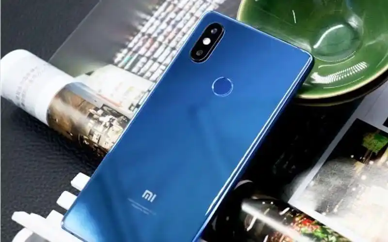 小米max3真机视频:6.9英寸全面屏,12mp 5mp双摄,5500大电池