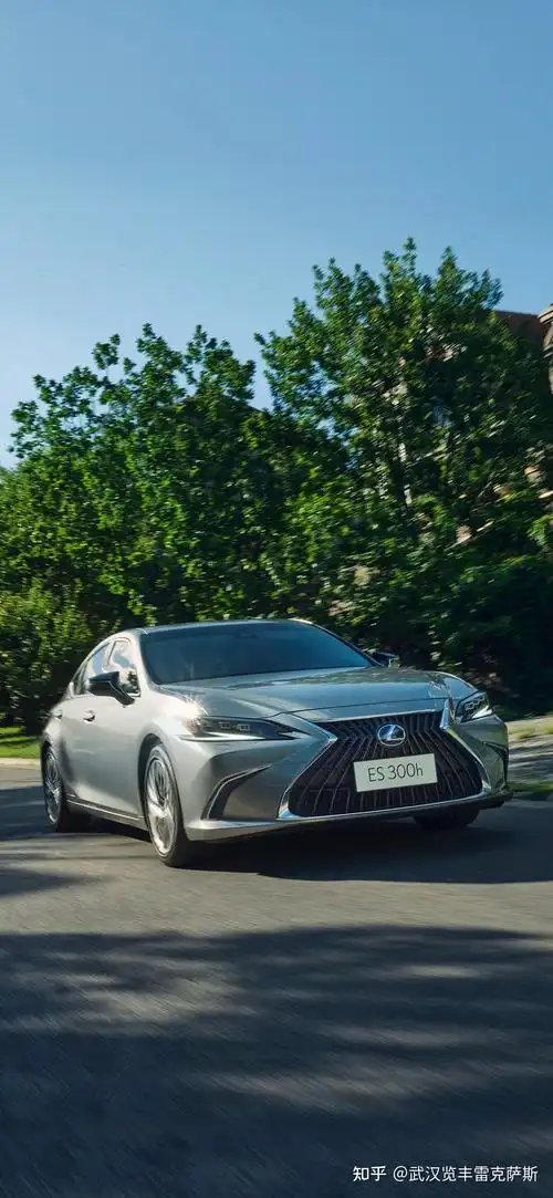 雷克萨斯es壁纸来了