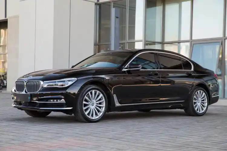 宝马纯进口740lixdrive个性定制版