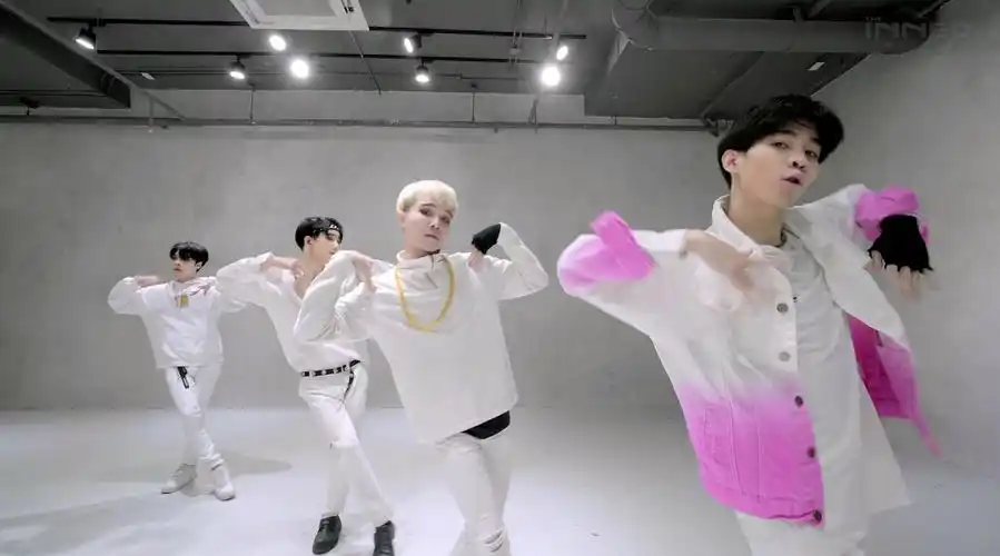 厉害了泰国inner舞团热舞表演回归新单howyoulikethat男版