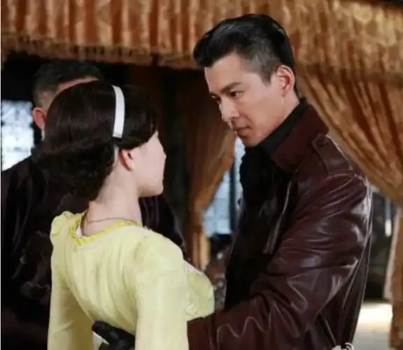 回顾45岁乔振宇:长得帅还顾家,结婚十年没绯闻,今45岁儿女双全