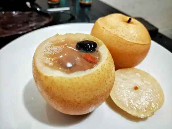 手机用户259952ec做的冰糖炖雪梨化痰止咳