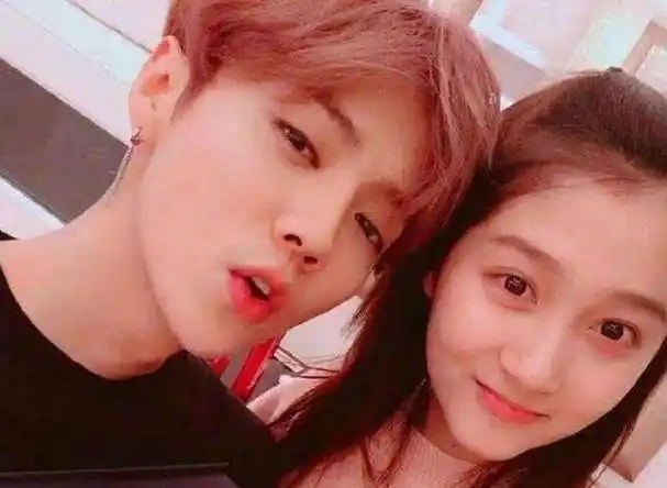 陈赫问鹿晗关晓彤每月开销是多少鹿晗下意识回答陈赫不淡定了