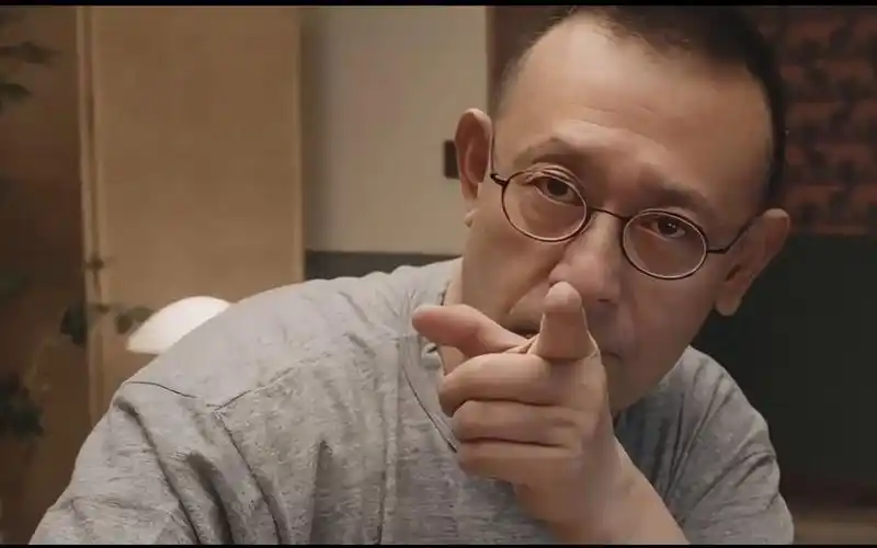 什么眼镜能让姜文都爱不释手?