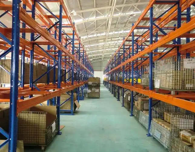 仓库货架