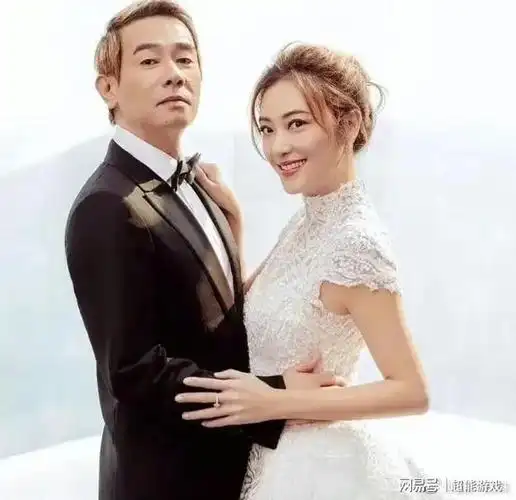 陈小春应采儿520合照