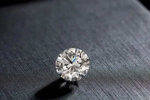 新款gia未分级国际鉴定裸钻50分钻石情侣定制大小婚戒钻戒订做k金