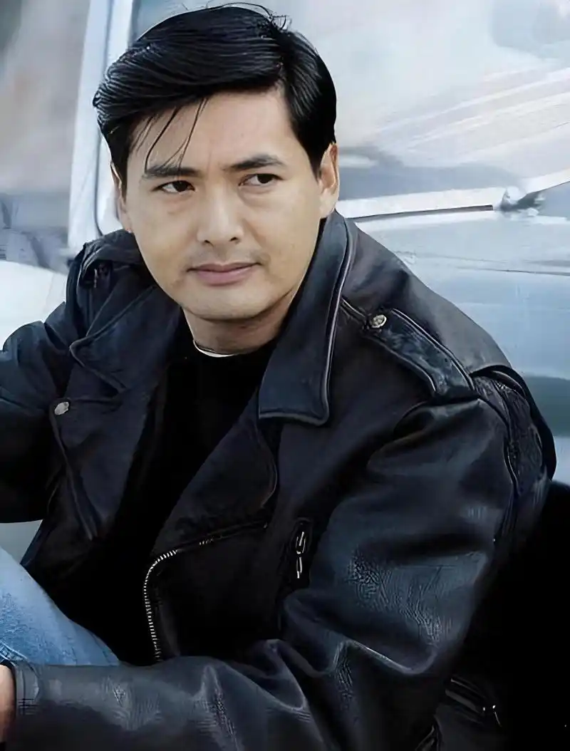 周润发魅力:独特气质与非凡风采,令观众沉醉难忘的巨星