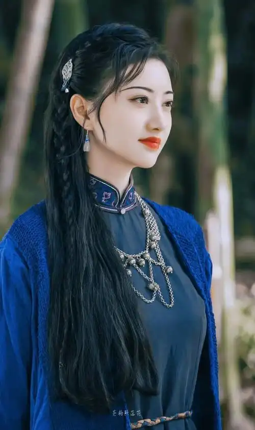 司藤|景甜和她没用的男人们