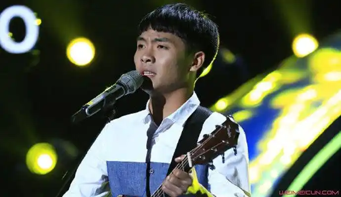 蓝光乐队女主唱叫什么名字 蓝光乐队周筠个人资料 _ 图片网