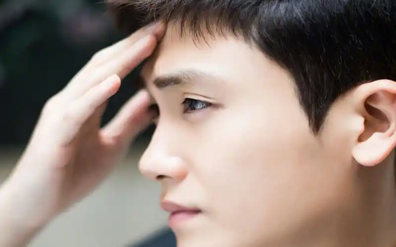 韩剧《suits》朴炯植帅气图片桌面壁纸