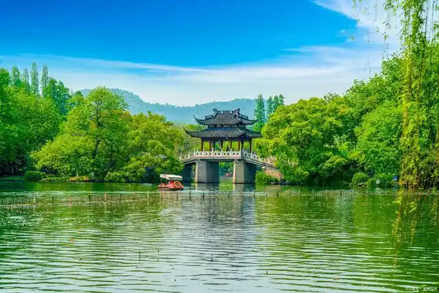 盛誉千年的人文名片——杭州西湖