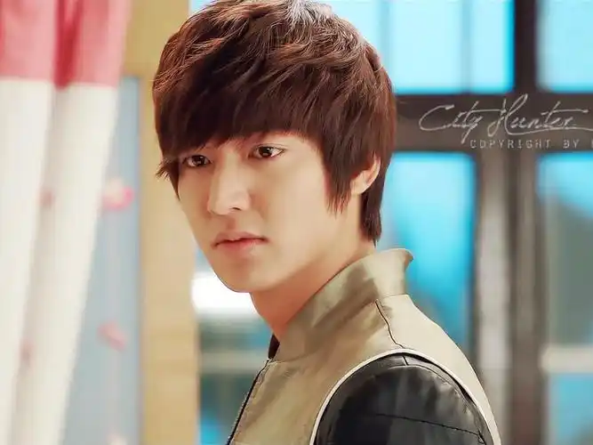 [视频]李敏镐曝新西兰赌场下注 回应:好奇看看而已