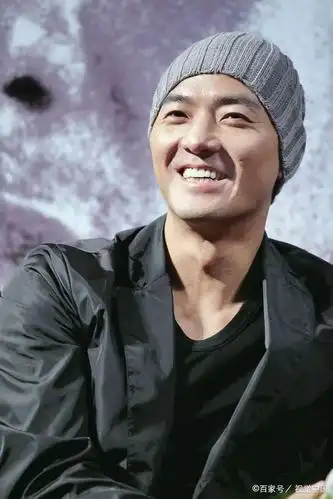 短发发型郑伊健