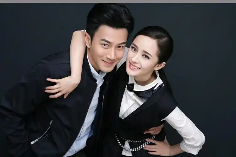 刘恺威是这样回应的:我是单身,听说她(杨幂)也没有男朋友,如果传个