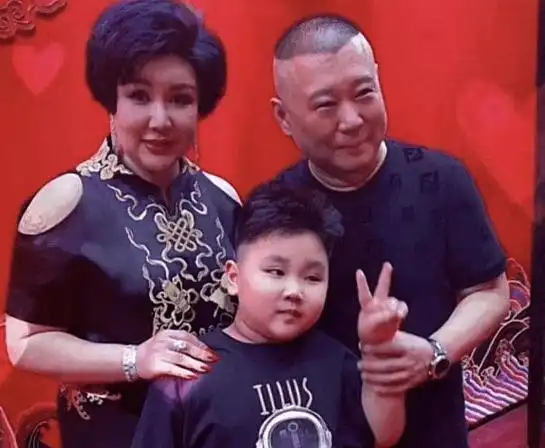 虎背熊腰走路需搀扶,儿子酷似少年郭麒麟_汾阳_体型_事情