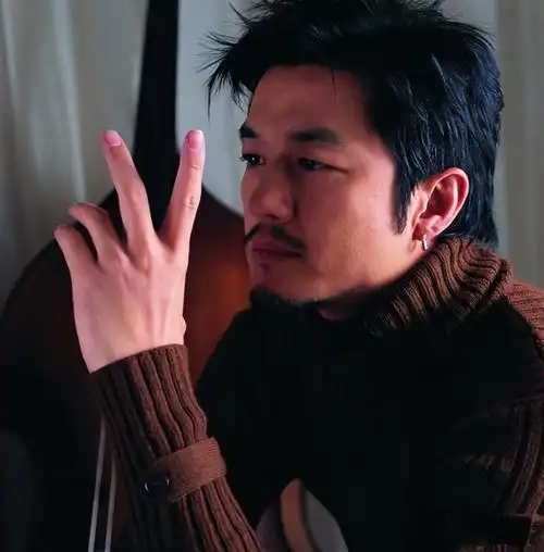 李亚鹏晒给债权人还款视频,网友:不知道的还以为他在给员工发工资