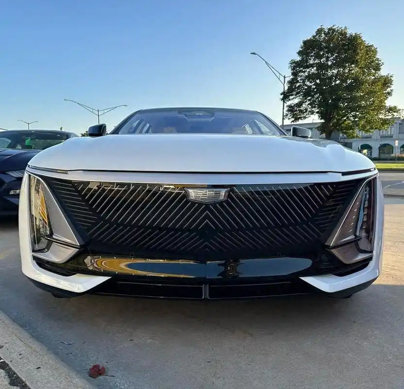 全新凯迪拉克celestiq海外街拍 奢华的感觉