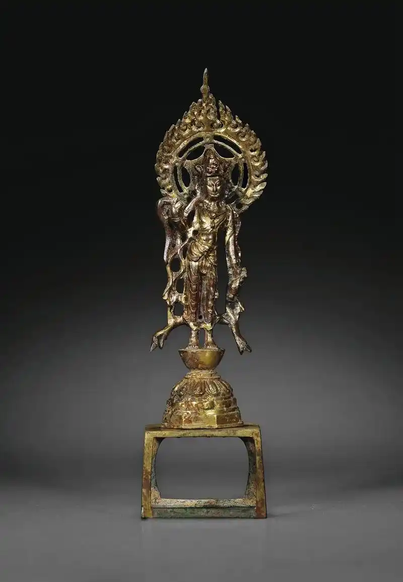 唐代铜鎏金观音立像