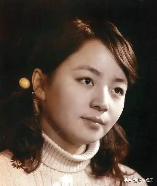 宋丹丹个人资料简介及(62岁宋丹丹豪宅办庆生宴38位大咖云集助阵)