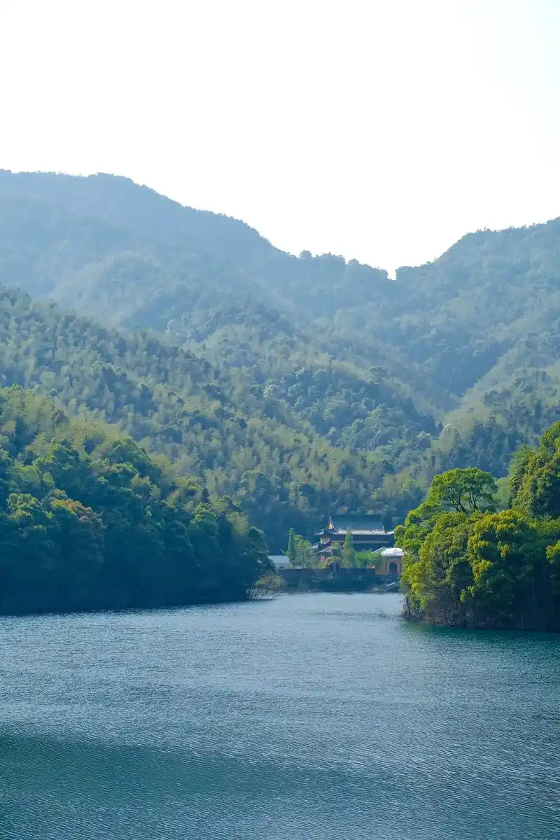 九江 环庐山脚下最美的小寺庙-慧日寺 #治愈系风景 #摄影  - 抖音