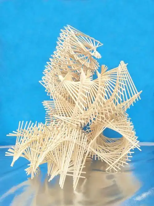 2018级室内艺术设计立体构成作品展_材料