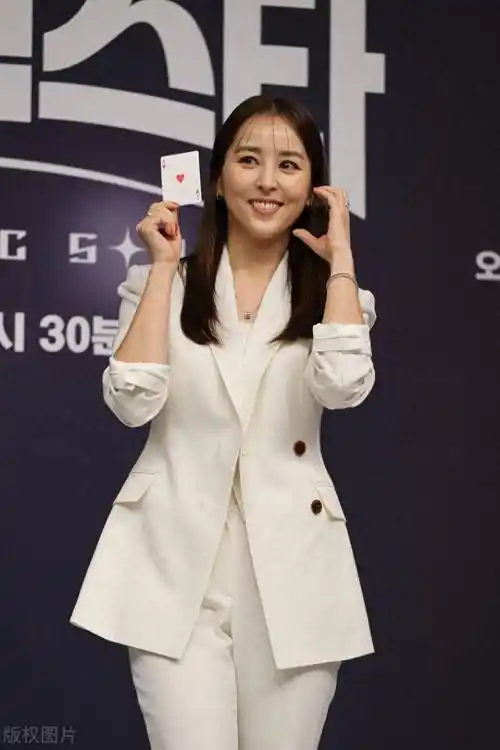 韩惠珍这颜值,这才是尤物啊!