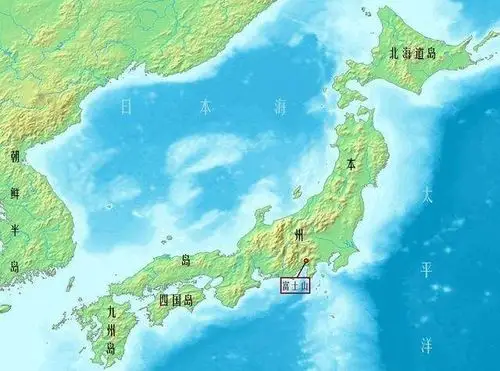 日本是一个岛国,划分为四个岛:北海道岛,九州岛,四国岛,最大面积是本