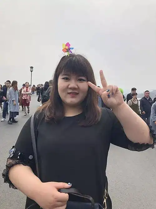 80斤的剑桥女博士来杭创业 招聘员工要求体重180斤!