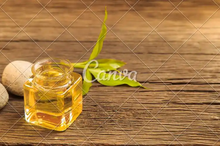 商品黄色背景按摩桌子清新有机食品生活方式特写芳香疗法图片