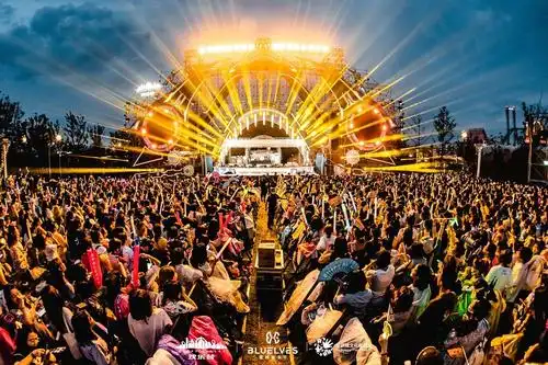 官图718南京欢乐谷蓝鲸音乐节