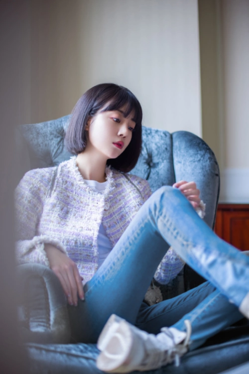 清纯的日常穿搭还得学李溪芮精致而又淑女和时尚的你超配呢