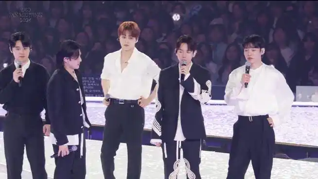 金钟仁吴世勋去了exo粉丝见面会##exo出道十二周年