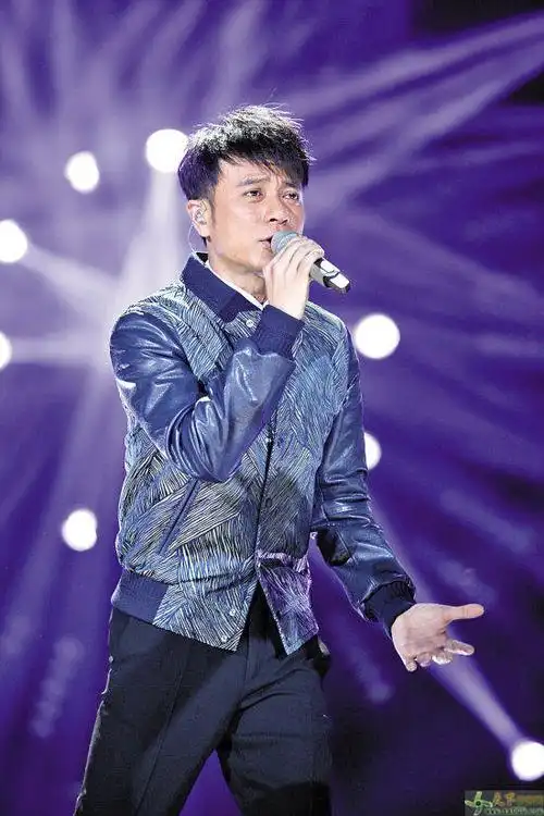 李克勤经纪公司13138635111经纪人杨先生