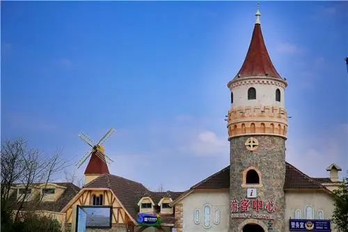 云漫湖国际休闲旅游度假区