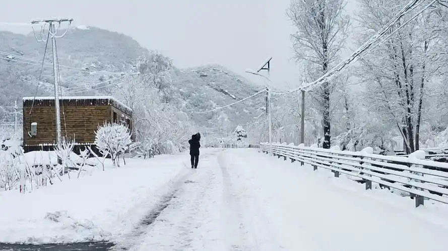 昌平区延寿镇湖门村雪景.张耀天摄