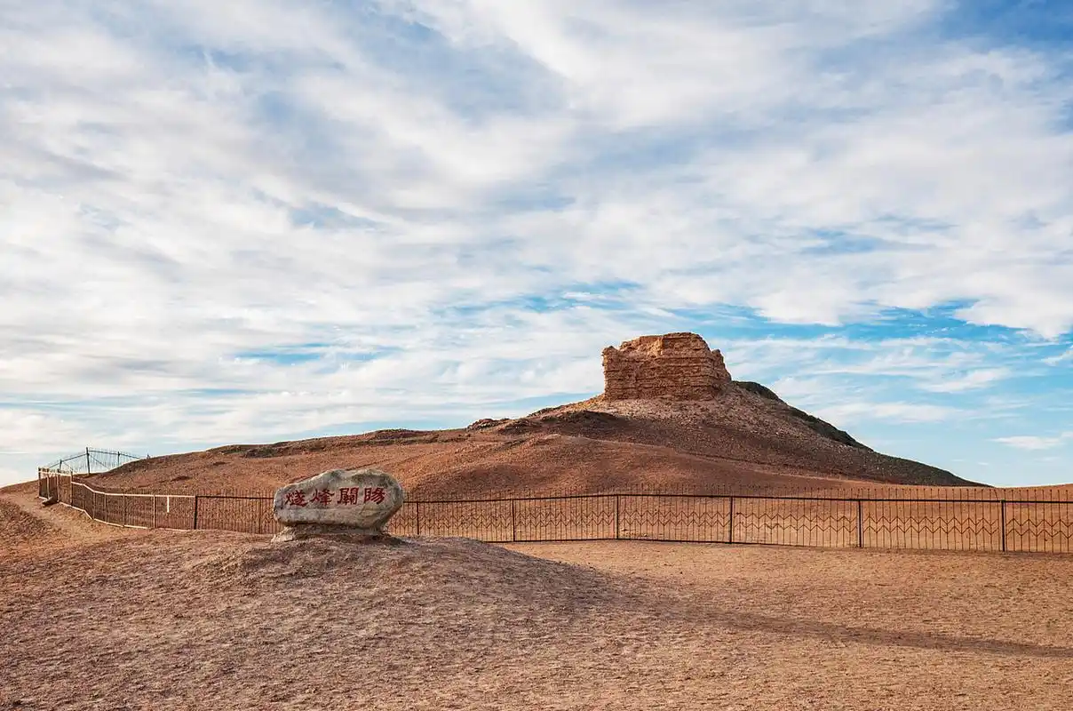 故事情节扣人心弦,独特的设计和意想不到的情节让人惊喜连连.