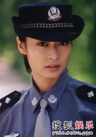 电视tv 内地电视  被观众赞为"制服美女"的梁静,因为饰演各类"警花"