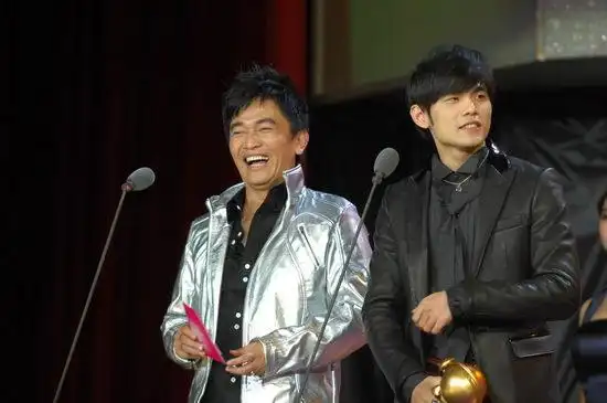 图文吴宗宪登台颁奖周杰伦被开玩笑