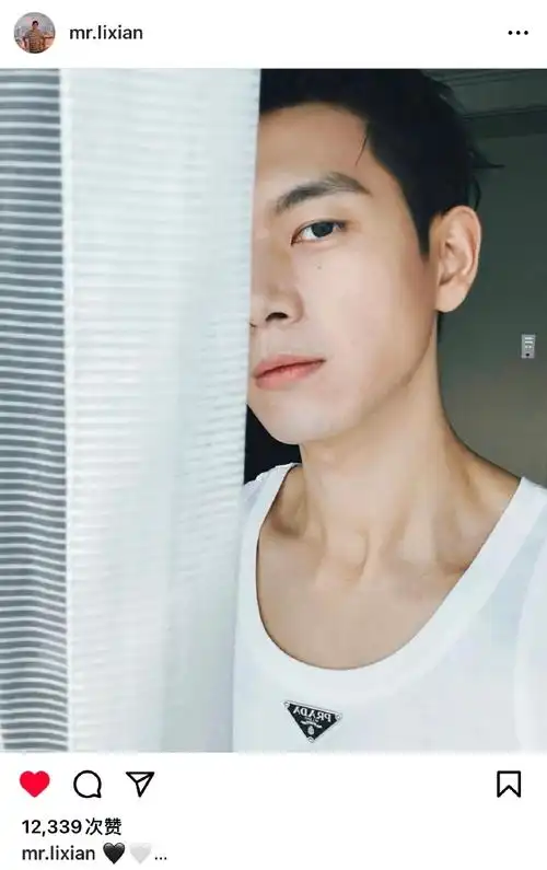 李现超话92#prada代言人李现#2023/12/06 ins 更新一则"9407…"