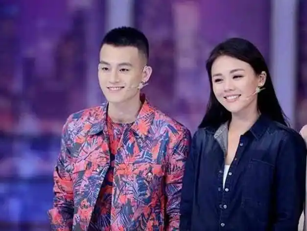 被曝隐婚,宋茜欧豪同时发声明辟谣,怒斥造谣者显无奈