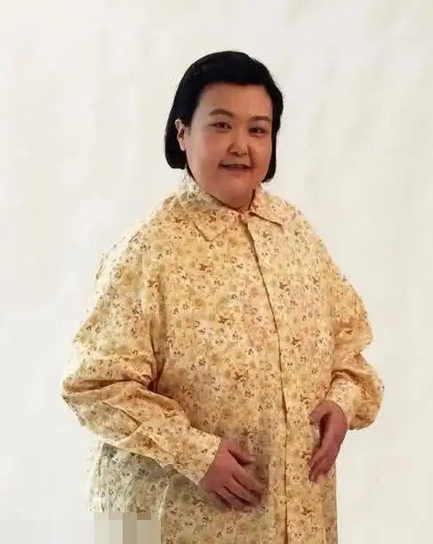 因为这份坚持,我们相信谢晶晶会带来更多更好的作品.