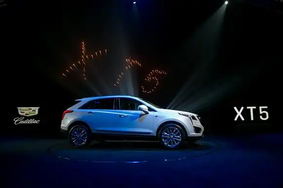 99万元,新美式都会suv凯迪拉克xt5上市