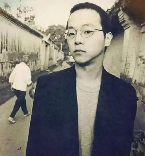 只因29年前的一句口头承诺,窦唯再也没唱过黑豹时期的任何歌曲_王菲