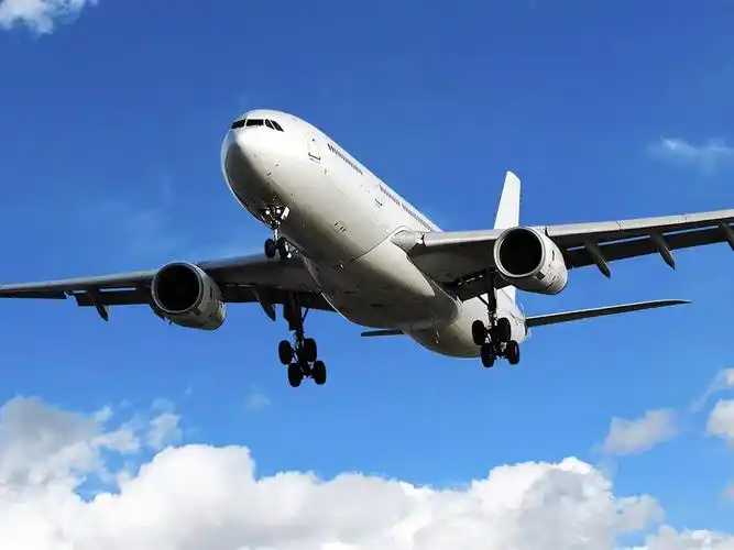 民航飞机特写01 桌布 - 1024x768